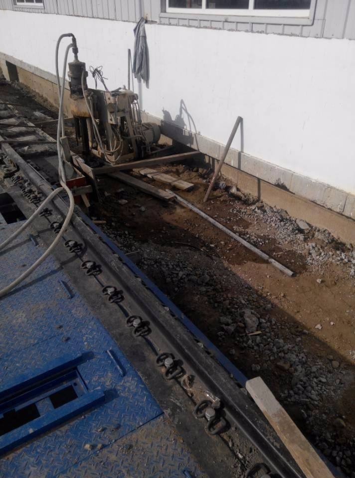 前海街道注浆治理铁路高路基沉陷病害